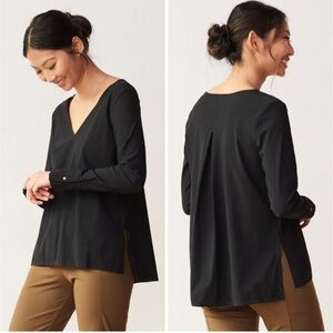 ADAY Something Tailored V-Neck Long Sleeve Loose Fit Shirt in Black Size Small